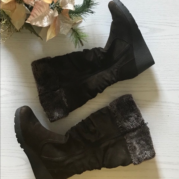 Warm and Fuzzy Boots - Picture 2 of 6